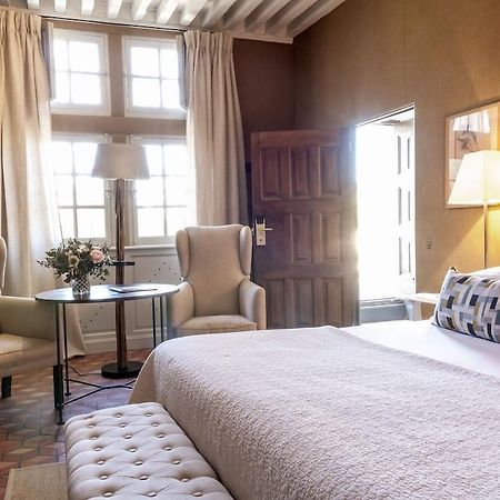 Hotel Baumaniere Les Baux De Provence 외부 사진